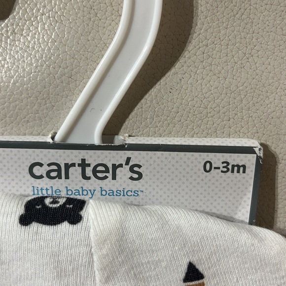 NWT Carters newborn 3 hats - Picture 2 of 5